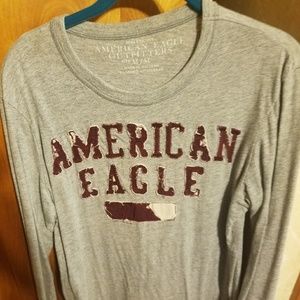 American Eagle Long sleeve tee